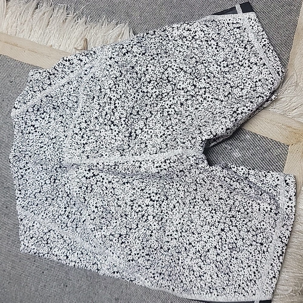 Stylish Lululemon Black and White Women's Shorts